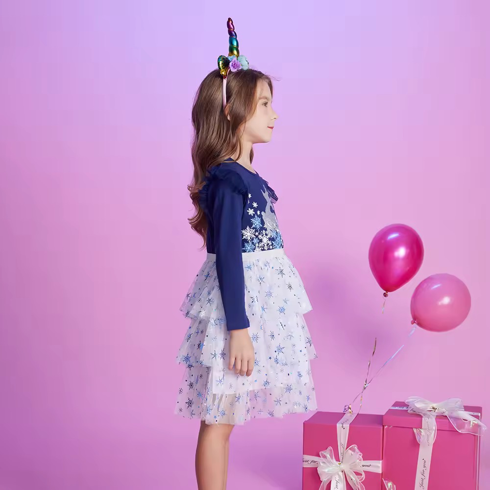 SUKIENKA TIULOWA GRANAT ŚNIEŻYNKI R.98-128 - obrazek 2