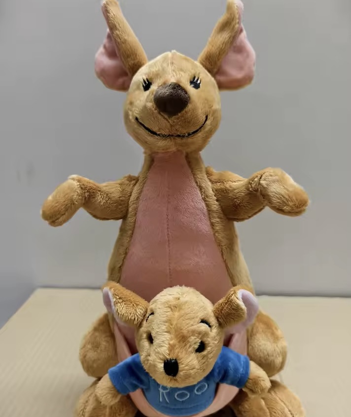 MASKOTKA KANGURZYCA I MALEŃSTWO KUBUŚ PUCHATEK